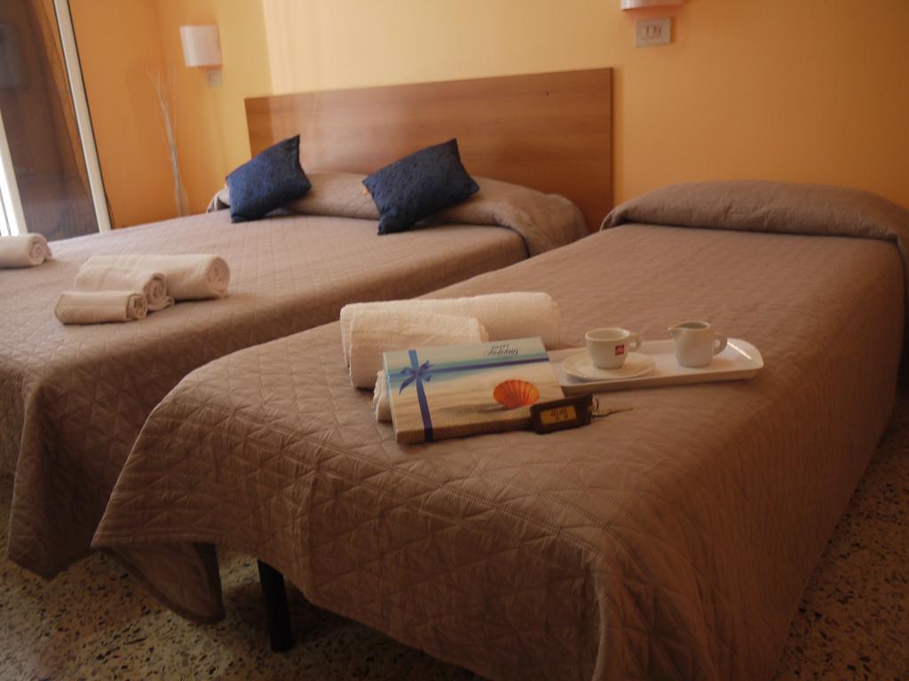 Hotel Villa Del Bagnino Rímini Habitación foto